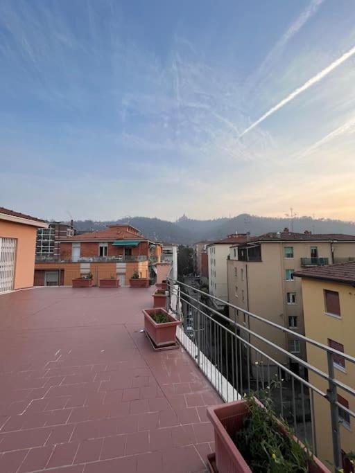 Attico Vista San Luca Lägenhet Bologna Exteriör bild