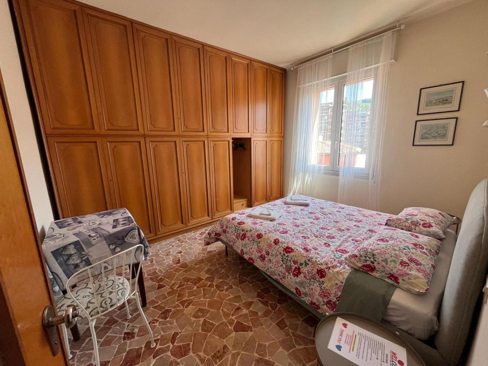 Attico Vista San Luca Lägenhet Bologna Exteriör bild